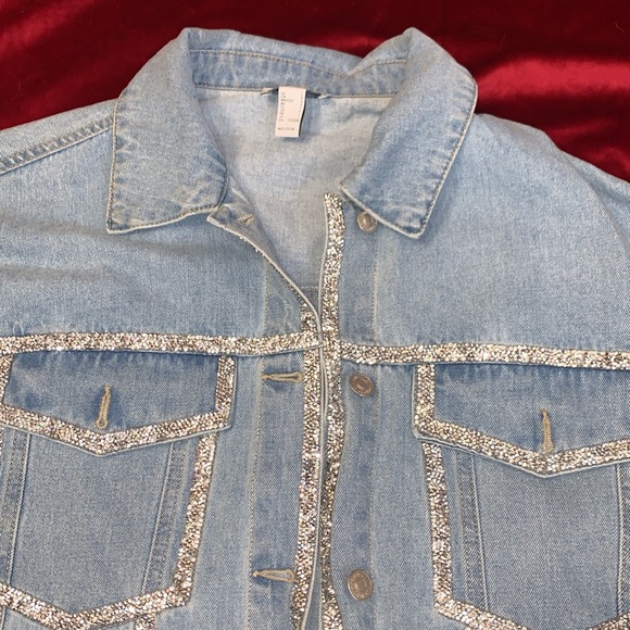Forever 21 Light Blue Denim Jacket with Silver Sequin Glitter Detail Sz Large - Picture 2 of 7